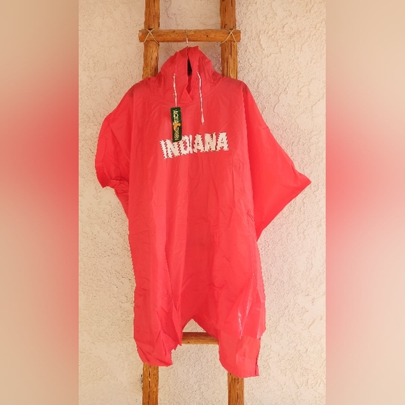 INDIANA AQUA SHEEN RED OS 100 % VINYL RAIN PONCHO / UNISEX - Picture 5 of 6